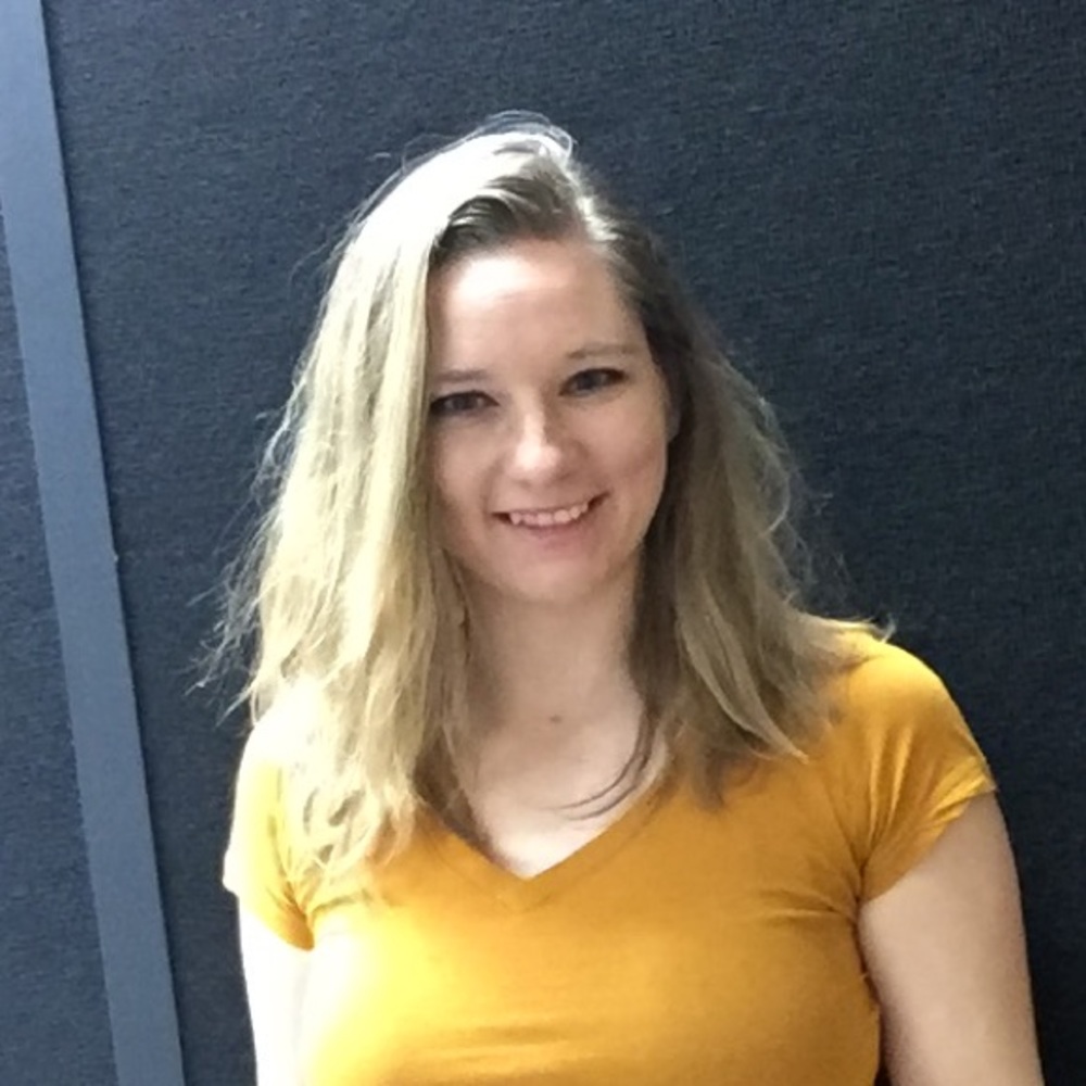 Meet your Posher, Stacy